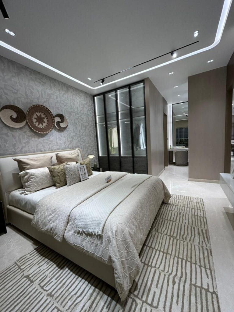 Premium 3 & 4 BHK under construction apartments in Vile Parle East Mumbai